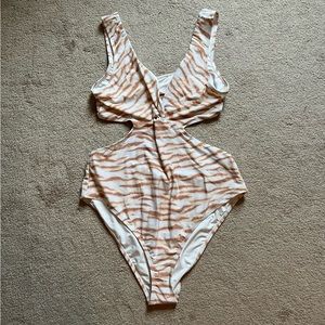 NWT Forever21 One Piece Swimsuit